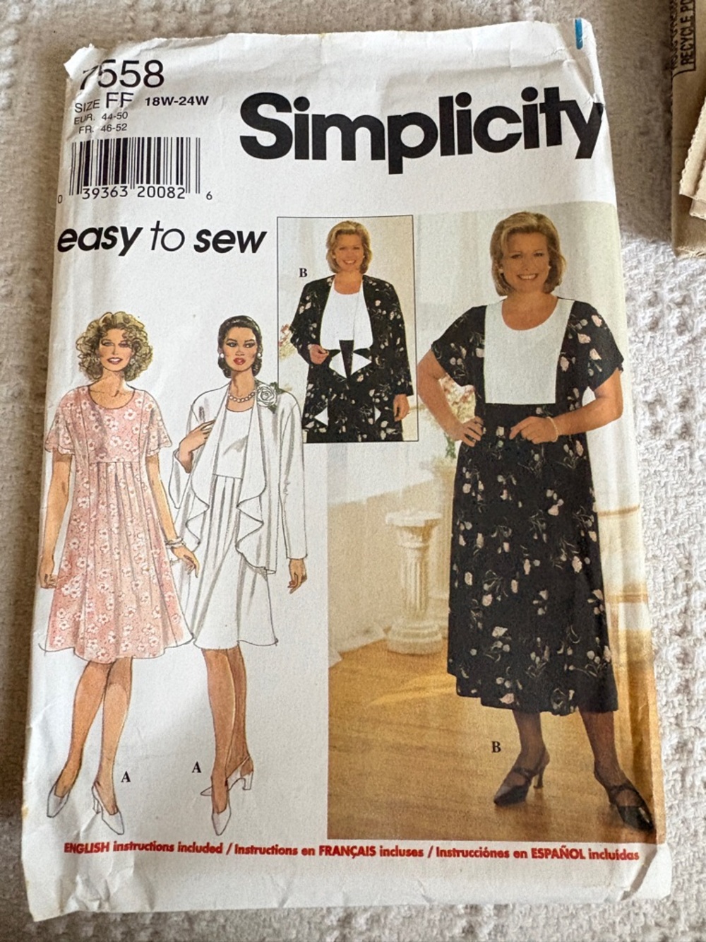Simplicity Easy to Sew Pattern 7558FF for Women’s Dresses and Jacket
